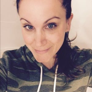 Meet your Posher, Christy