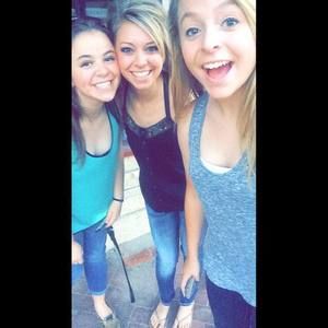 Meet your Posher, Paige