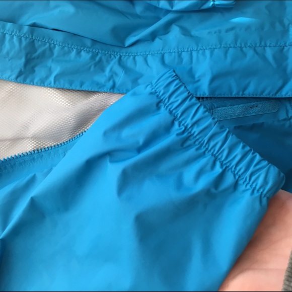 Blue North Face Jacket - Picture 3 of 4