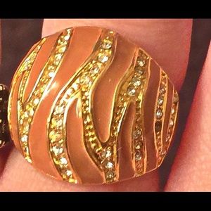 Fashion Cache Gold tone Ring cz stones size 8-9