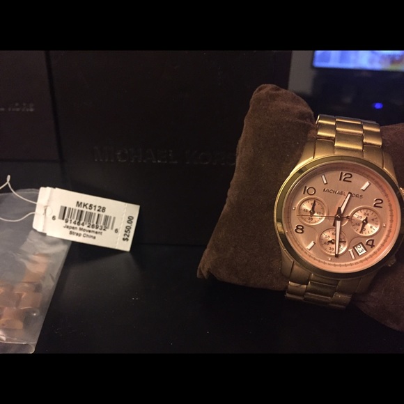 Authentic rose gold Michael Kors watch ⌚️️