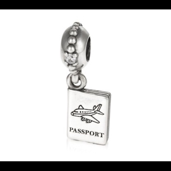 Pandora Passport Charm