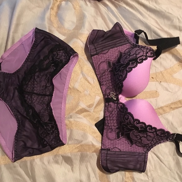 Brand new bra set 38 b