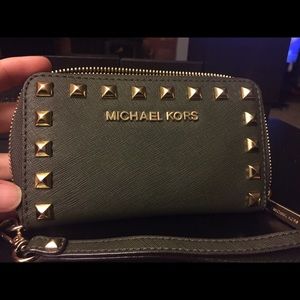 Authentic Michael Kors wristlet