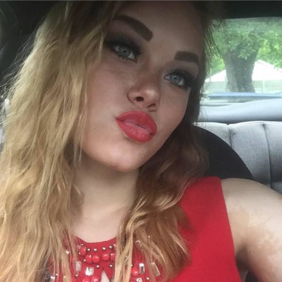 Meet your Posher, Mikalya - Picture 1 of 1