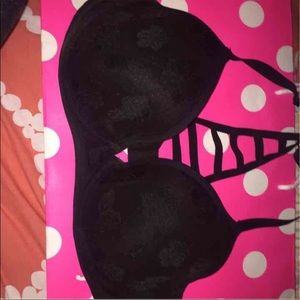 A Pink bra size 36 D