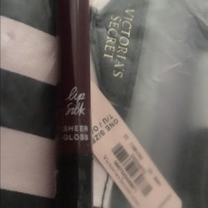 Victoria's Secret lipgloss