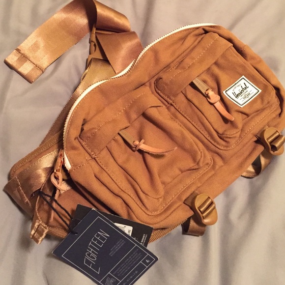 Brand new, never used Herschel fanny pack.