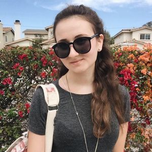 Meet your Posher, Anastasia