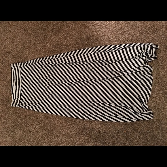 Black & White Stripe Maxi Skirt