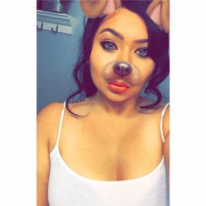 Meet your Posher, Desiree