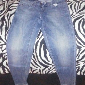 Levi jeans