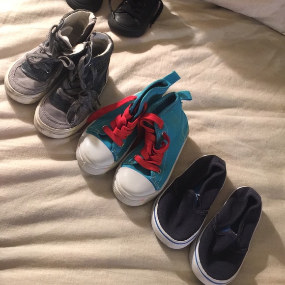 Bundle of 3 pairs