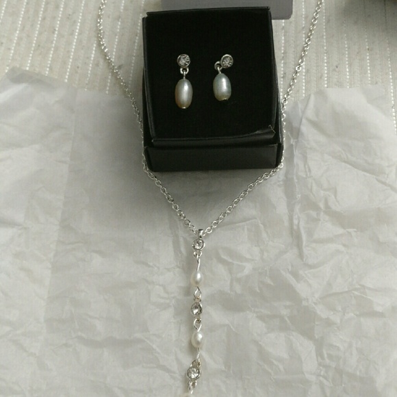 Jewelry - Picture 2 of 4