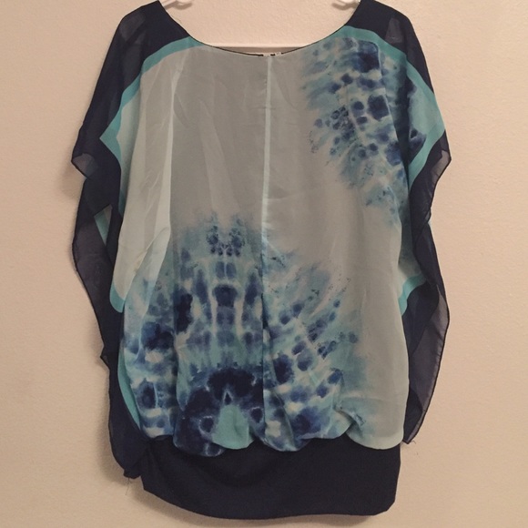 Studio Y blouse - Picture 2 of 2