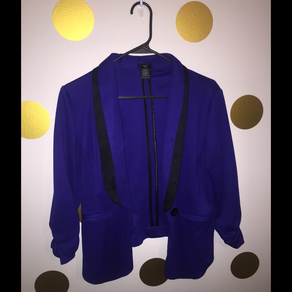3/4 sleeve blazer