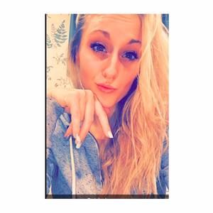 Meet your Posher, Breanna