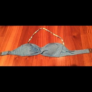 Oakley bikini top size small