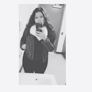 Meet your Posher, Lupita