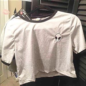 Alien ringer tee size m new with tags