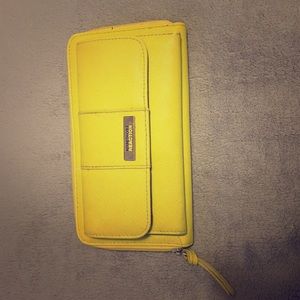 Kenneth Cole wallet
