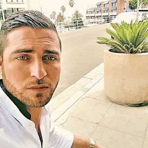 Meet your Posher, Omri