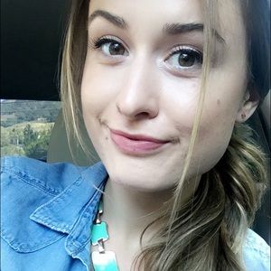 Meet your Posher, Libby