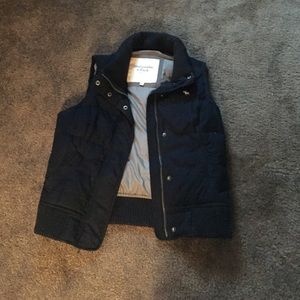 Abercrombie and Fitch navy puffer vest