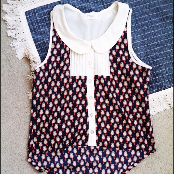 Cute Parrot Sleeveless Peter Pan Collar Blouse 🌼