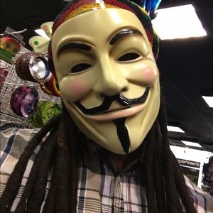 Meet your Posher, Leo