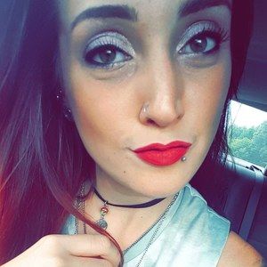 Meet your Posher, Casey