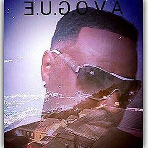 Meet your Posher, Kenneth