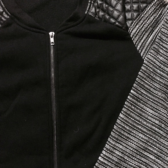 Mystree Zip-Up Sweater Jacket - Picture 2 of 4