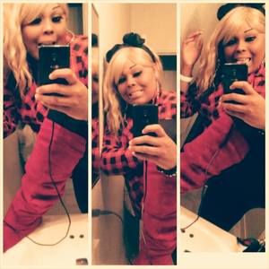 Meet your Posher, Ebonie