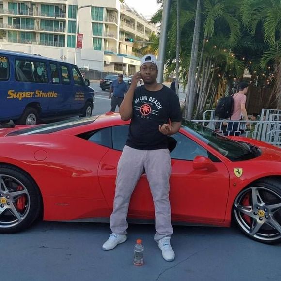 Meet your Posher, Josh - Picture 1 of 1