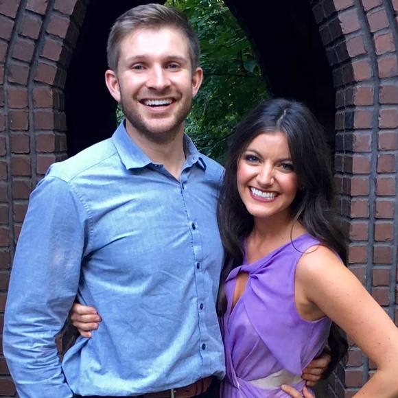 Meet your Posher, Courtney - Picture 1 of 1