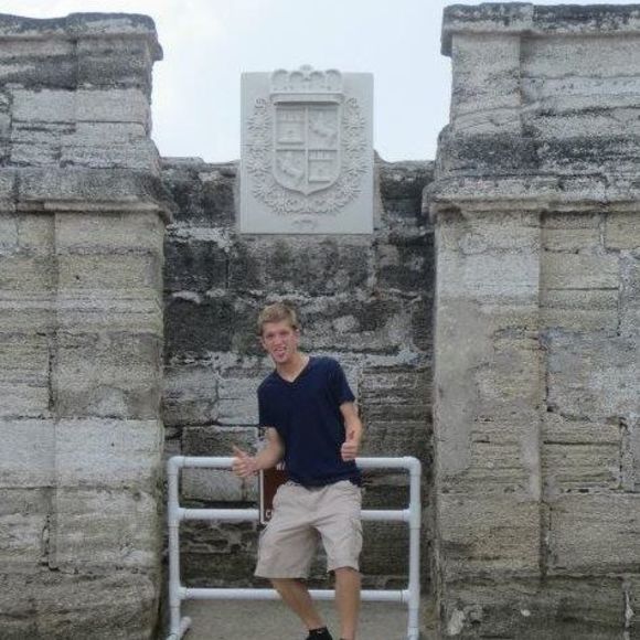 Meet your Posher, Kyle - Picture 1 of 1