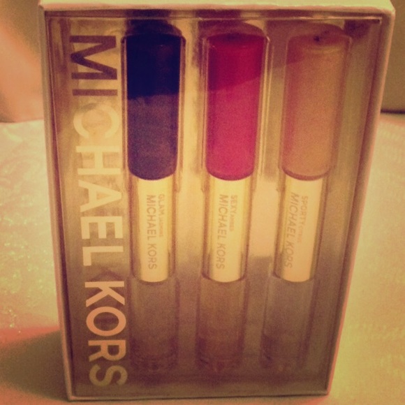 Michael Kors Lipgloss/Fragrance trio!