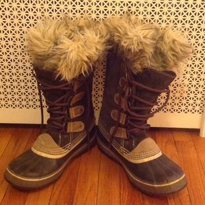 Sorel Joan of Arctic boots