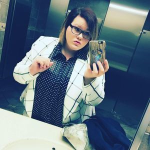 Meet your Posher, Lacy