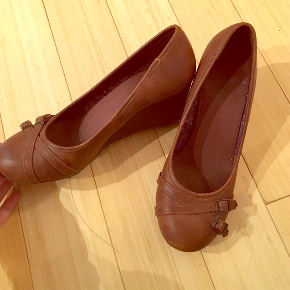 American eagle wedge