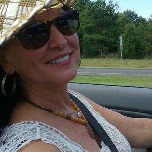 Meet your Posher, Robin