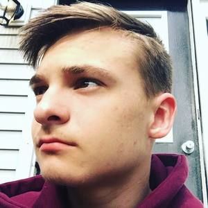 Meet your Posher, Aaron