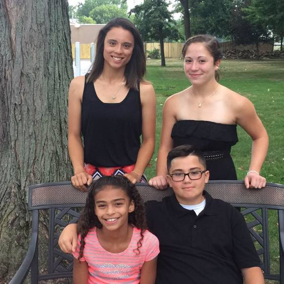 Meet your Posher, Brandy - Picture 1 of 1