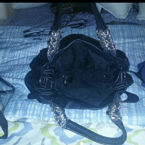 Black Purse - Picture 4 of 4