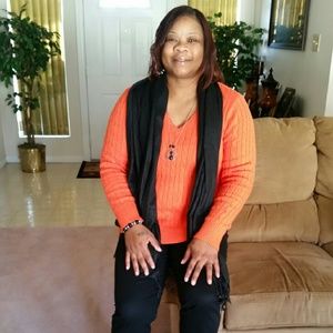 Meet your Posher, Andrea