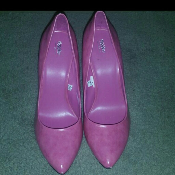 Mosimo Pink Pumps - Picture 1 of 4