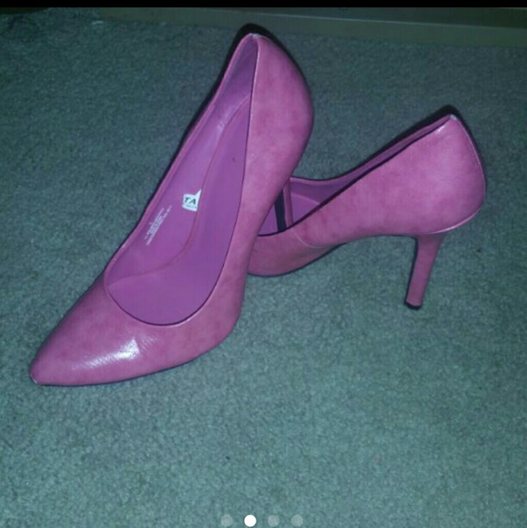 Mosimo Pink Pumps - Picture 2 of 4