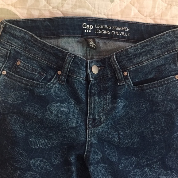 Gap Legging Skimmer with Leaf Print, size 0 (25)