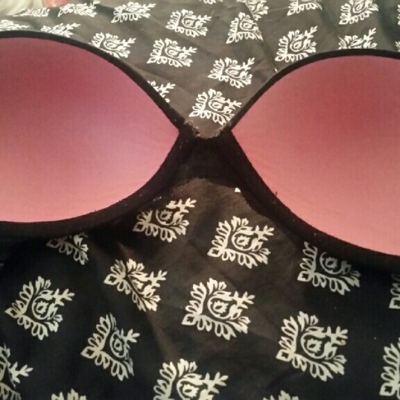 Vs bra - Picture 2 of 3